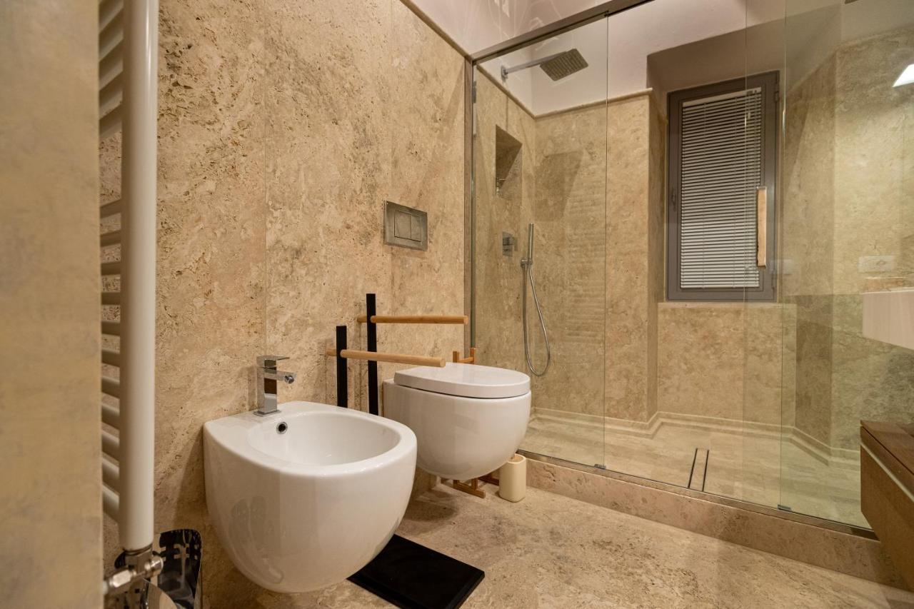 Old Medieval Apartment San Donato in Poggio Exteriör bild
